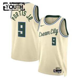 Camiseta Milwaukee Bucks Bobby Portis JR City Edition 2025-26 Blanco Swingman para Niño Camiseta Milwaukee Bucks Bobby Portis JR City Edition 2025-26 Blanco Swingman para Niño