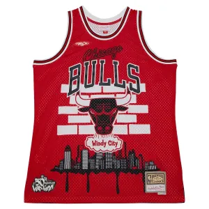 Camiseta Chicago Bulls Mitchell Ness x Tats Cru Edition Hardwood Classics 2023-24 Rojo Swingman para Hombre