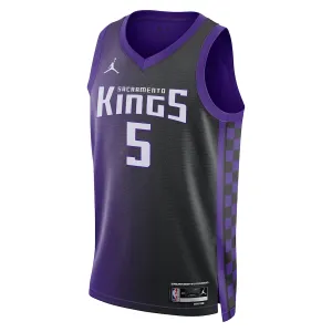 Camiseta Sacramento Kings De Aaron Fox Statement Edition 2023-24 Púrpura Swingman para Hombre