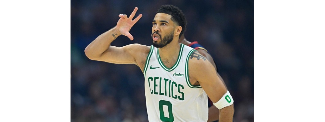 Discusiones sobre la rápida expulsión de un jugador por parte del árbitro Discusiones sobre la rápida expulsión de un jugador por parte del árbitro