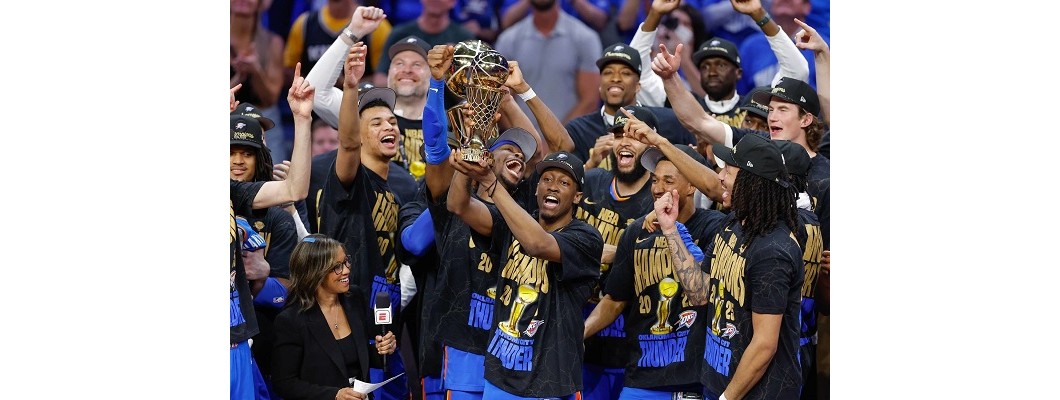 El conocido plan de renovación de contratos con salarios altos para ganar el campeonato de la NBA se repite El conocido plan de renovación de contratos con salarios altos para ganar el campeonato de la NBA se repite