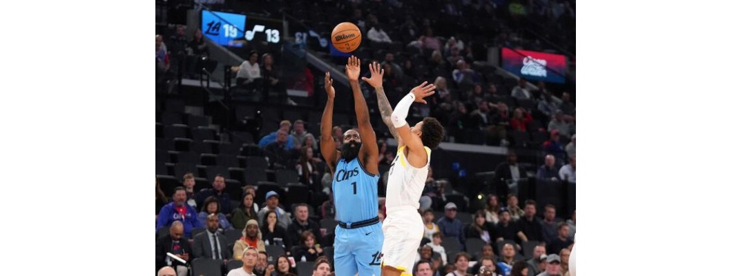James Harden y Chris Paul se reencuentran en el partido James Harden y Chris Paul se reencuentran en el partido