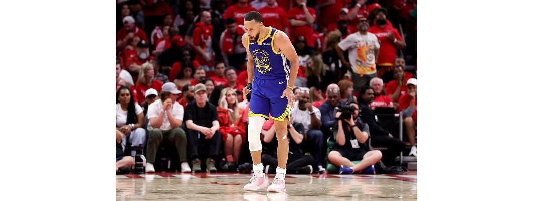 Jimmy Butler se lesionó y abandonó la cancha en el segundo juego de los playoffs Jimmy Butler se lesionó y abandonó la cancha en el segundo juego de los playoffs