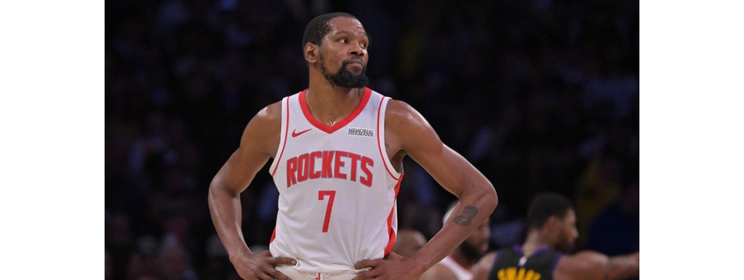 Kevin Durant anima a Brunson a disfrutar de la efímera gloria del campeonato Kevin Durant anima a Brunson a disfrutar de la efímera gloria del campeonato