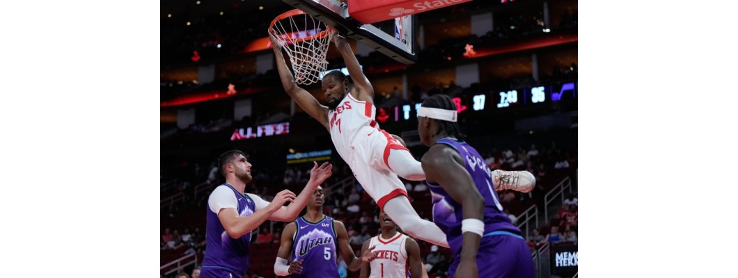 Kevin Durant tuvo un brillante debut con los Houston Rockets