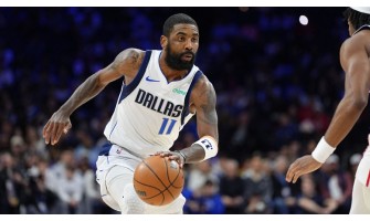 Kyrie Irving ha pasado a desempeñar el rol de entrenador mental en los Dallas Mavericks