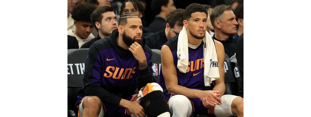Los Phoenix Suns anuncian una reconstrucción en torno a Devin Booker Los Phoenix Suns anuncian una reconstrucción en torno a Devin Booker