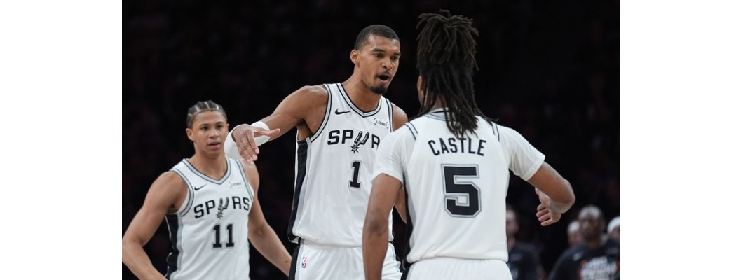 Los San Antonio Spurs y los Oklahoma City Thunder avanzan a las Finales de la Conferencia Oeste Los San Antonio Spurs y los Oklahoma City Thunder avanzan a las Finales de la Conferencia Oeste